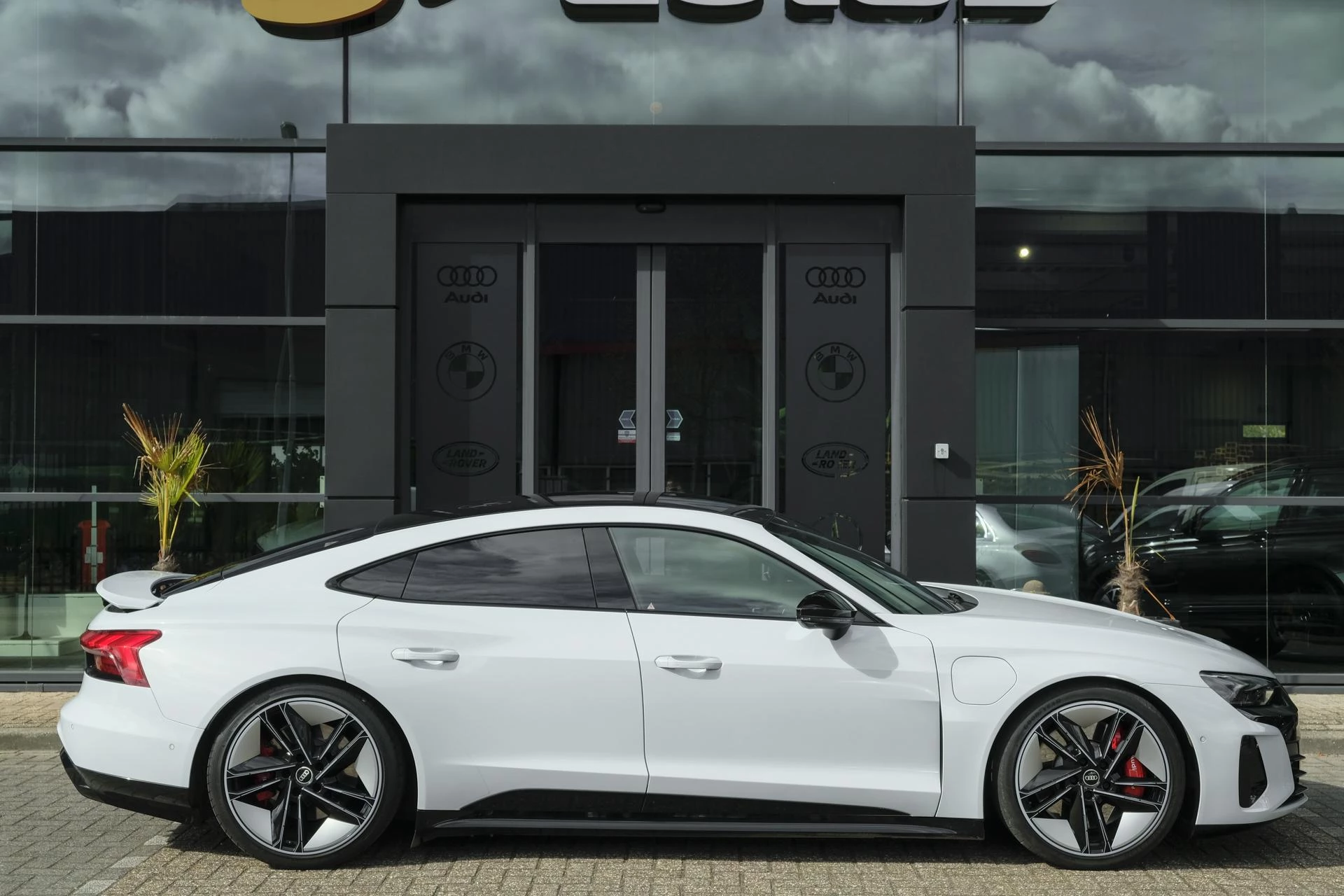 Hoofdafbeelding Audi e-tron GT