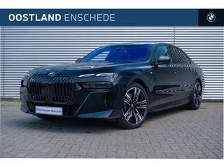 Hoofdafbeelding BMW 7 Serie BMW 7 Serie 750e xDrive High Executive M Sport Automaat / Trekhaak / Massagefunctie / Parking Assistant Professional / Active Steering / Multifunctionele Stoelen