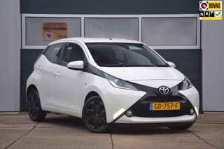 Toyota Aygo 1.0 VVT-i x-play + NAVI/CARPLAY/CAMERA/CRUISE