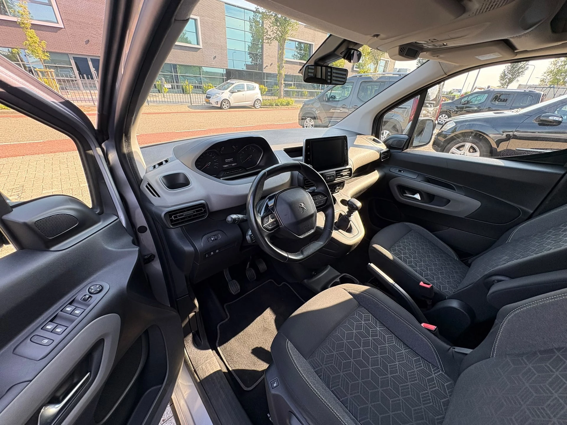 Hoofdafbeelding Peugeot Rifter