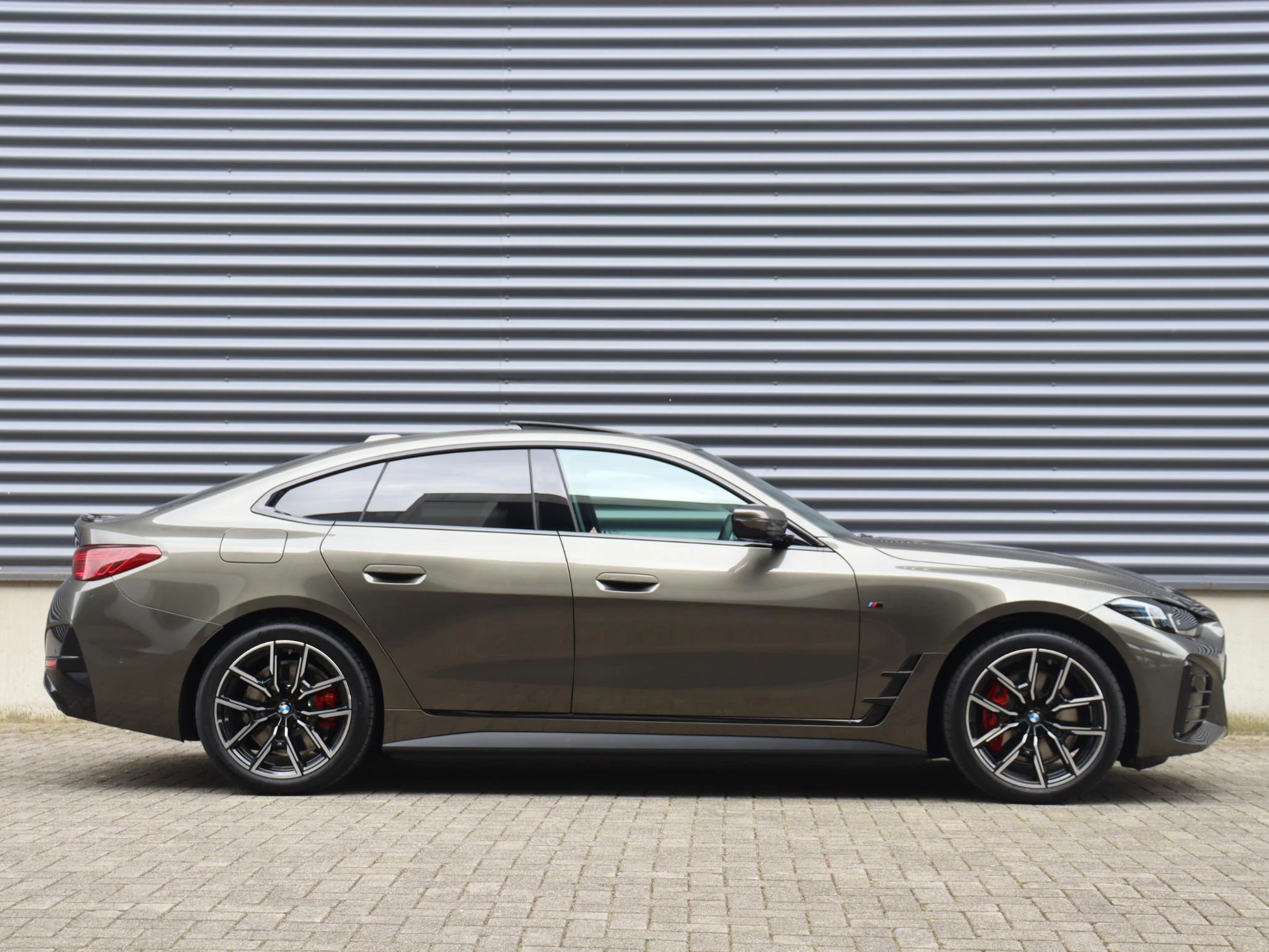 Hoofdafbeelding BMW i4