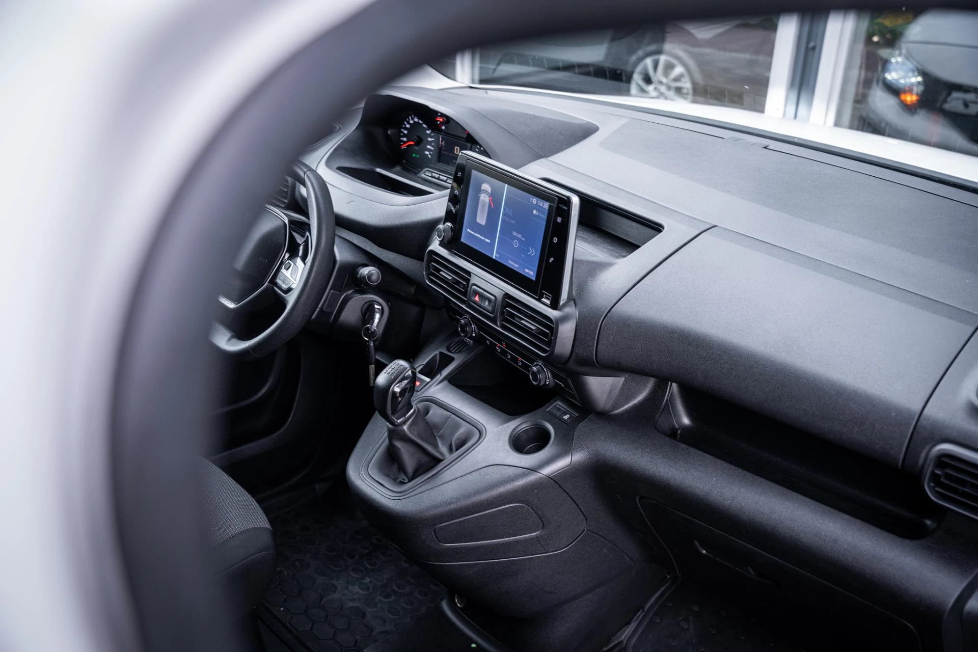 Hoofdafbeelding Peugeot Partner