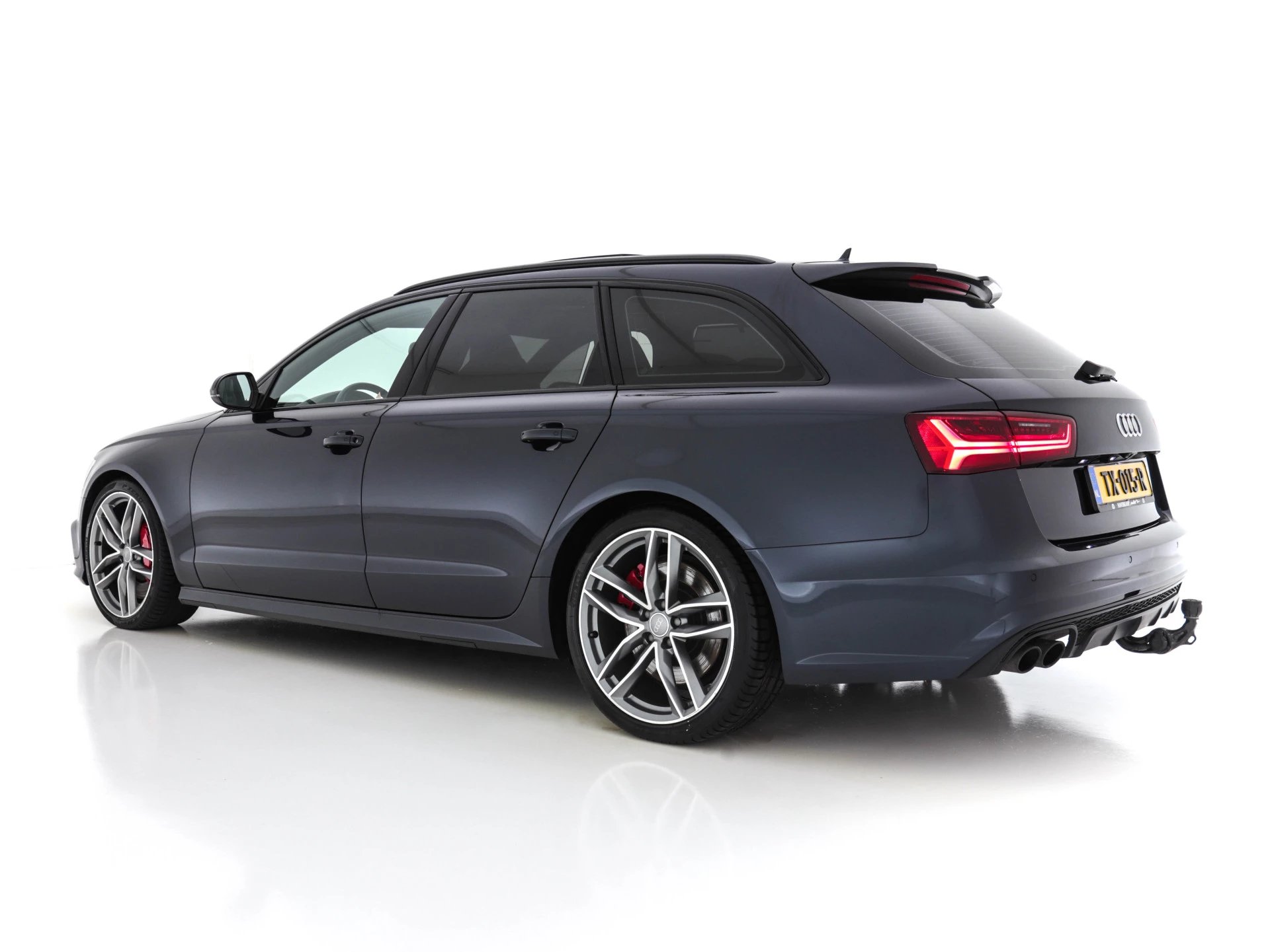 Hoofdafbeelding Audi S6