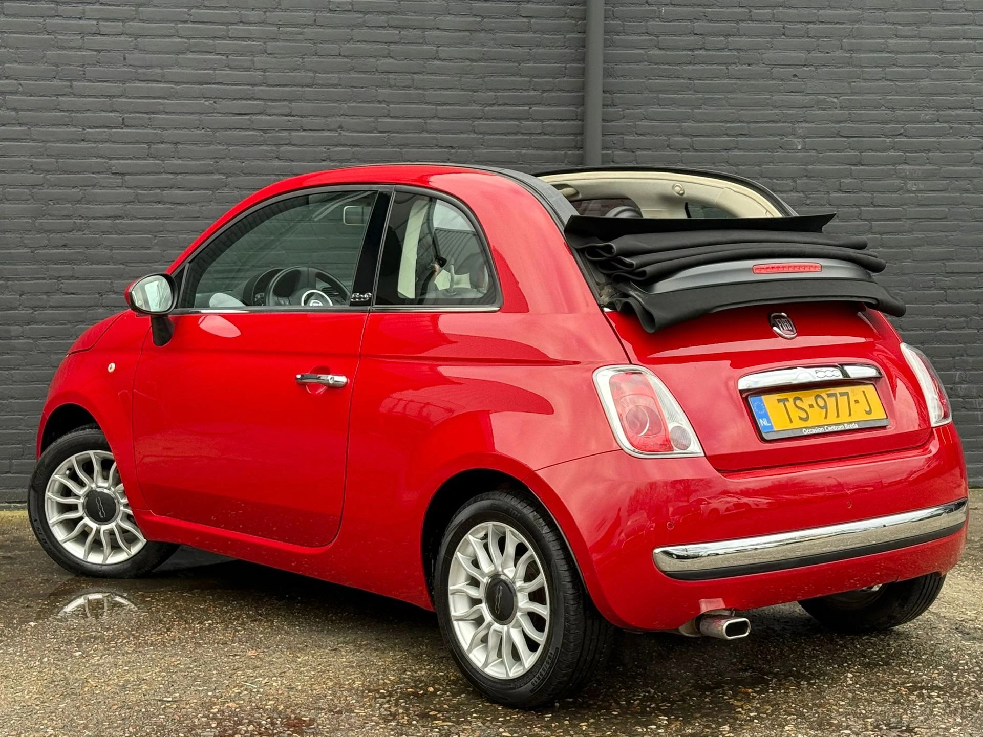 Hoofdafbeelding Fiat 500C