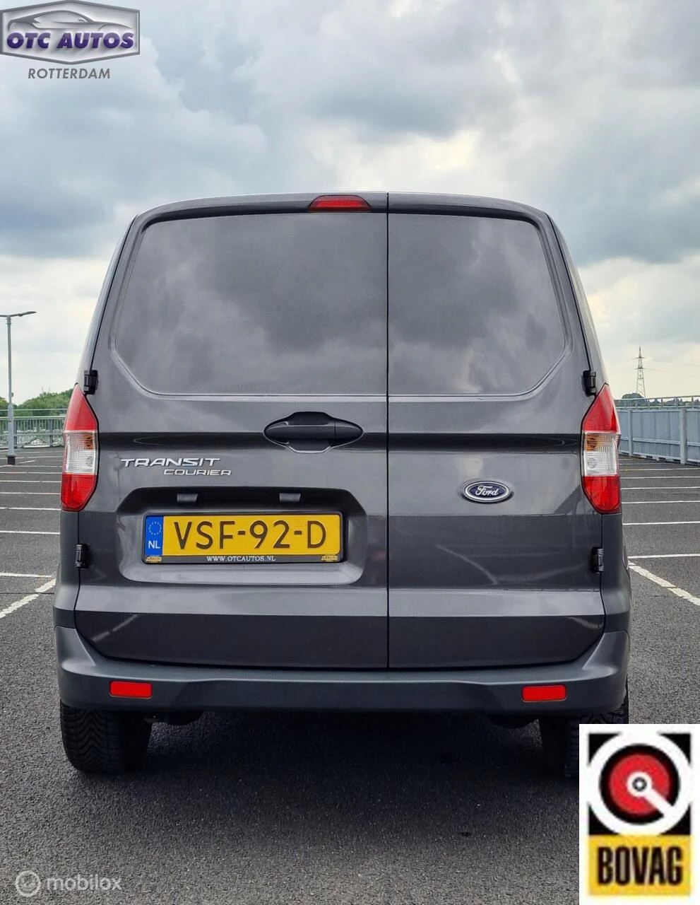 Hoofdafbeelding Ford Transit Courier