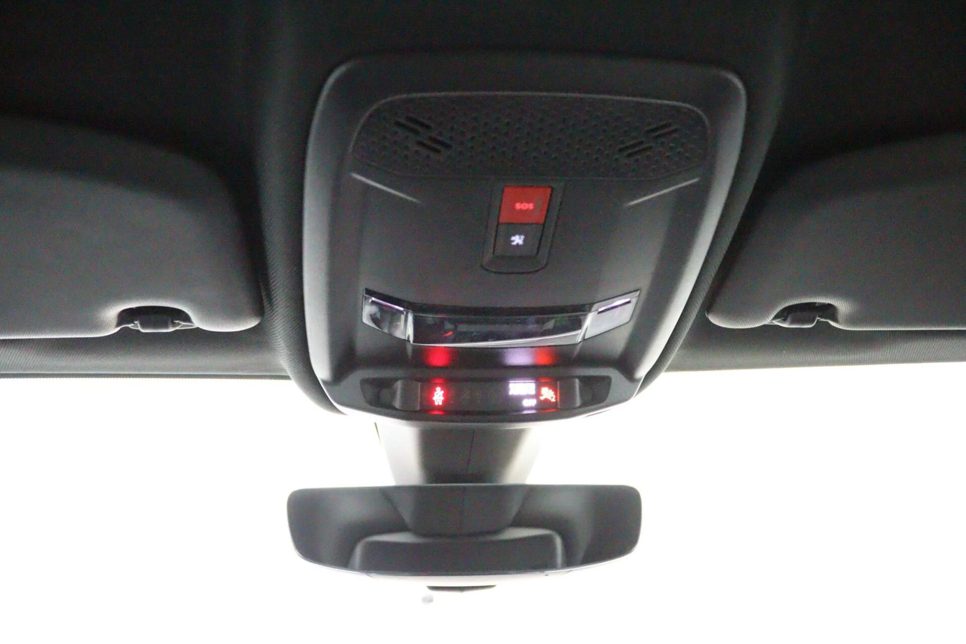 Hoofdafbeelding Peugeot e-208