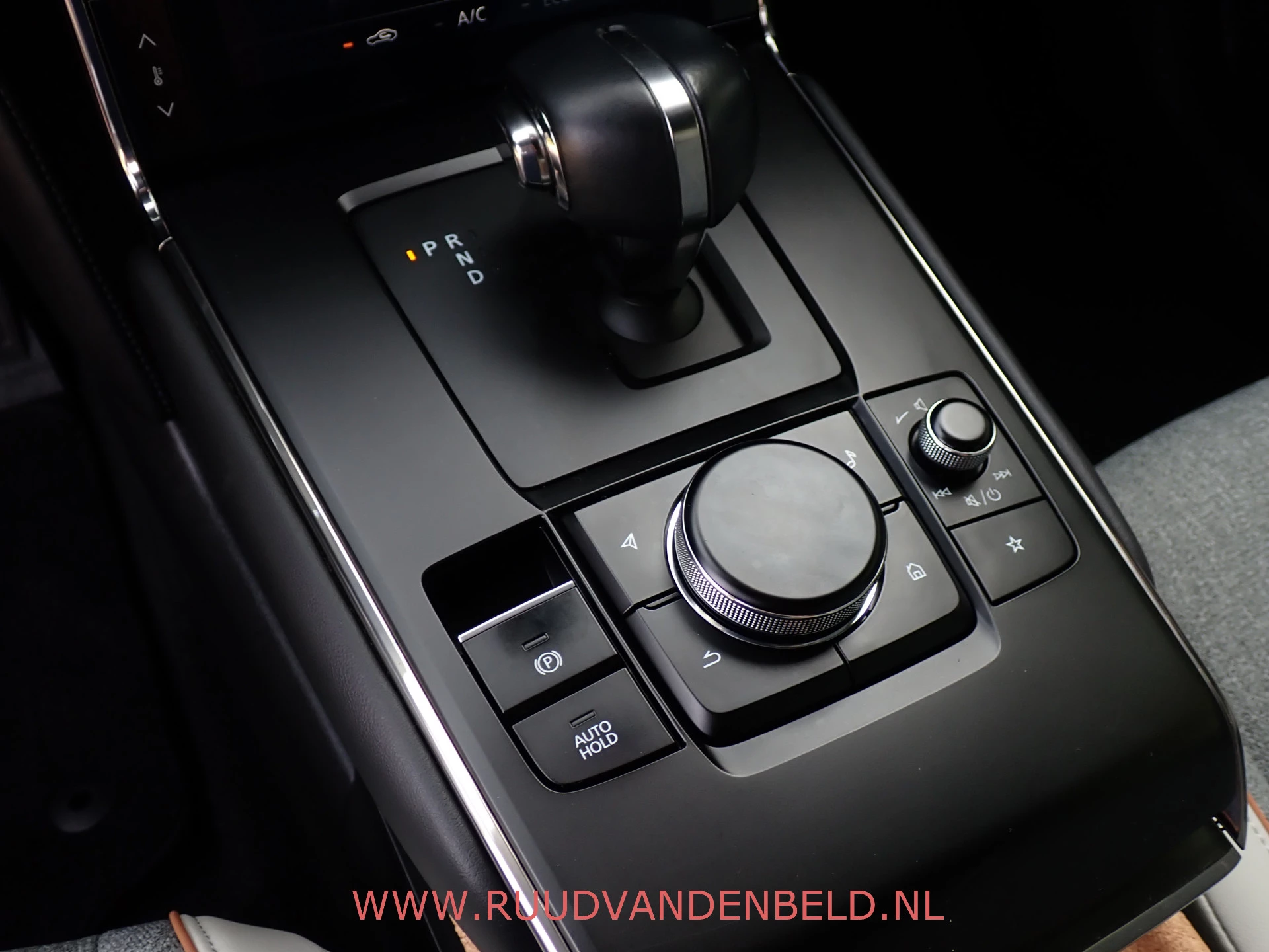 Hoofdafbeelding Mazda MX-30
