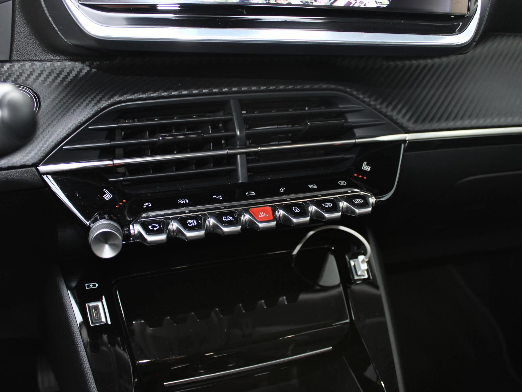 Hoofdafbeelding Peugeot e-2008