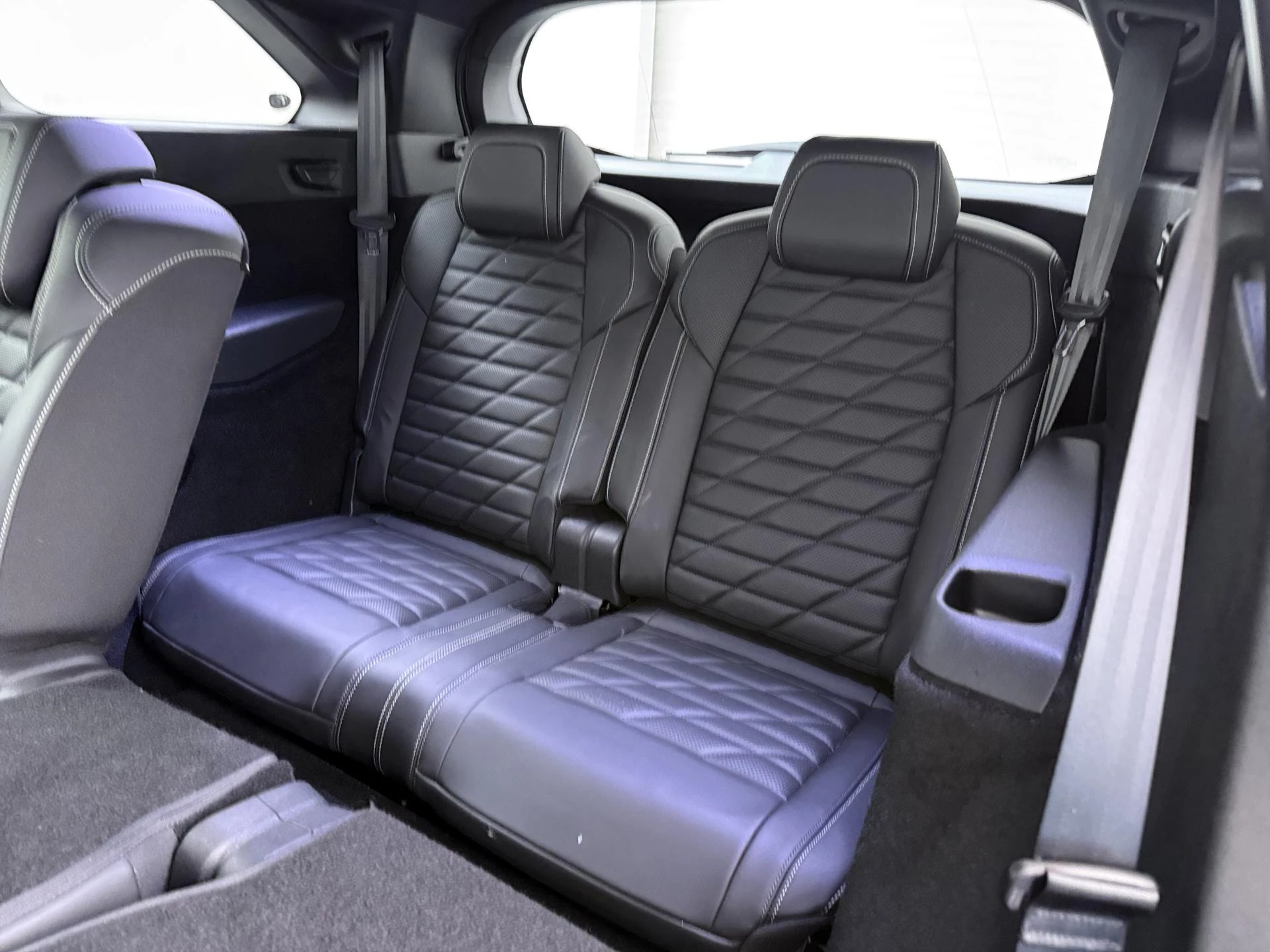 Hoofdafbeelding Peugeot e-5008