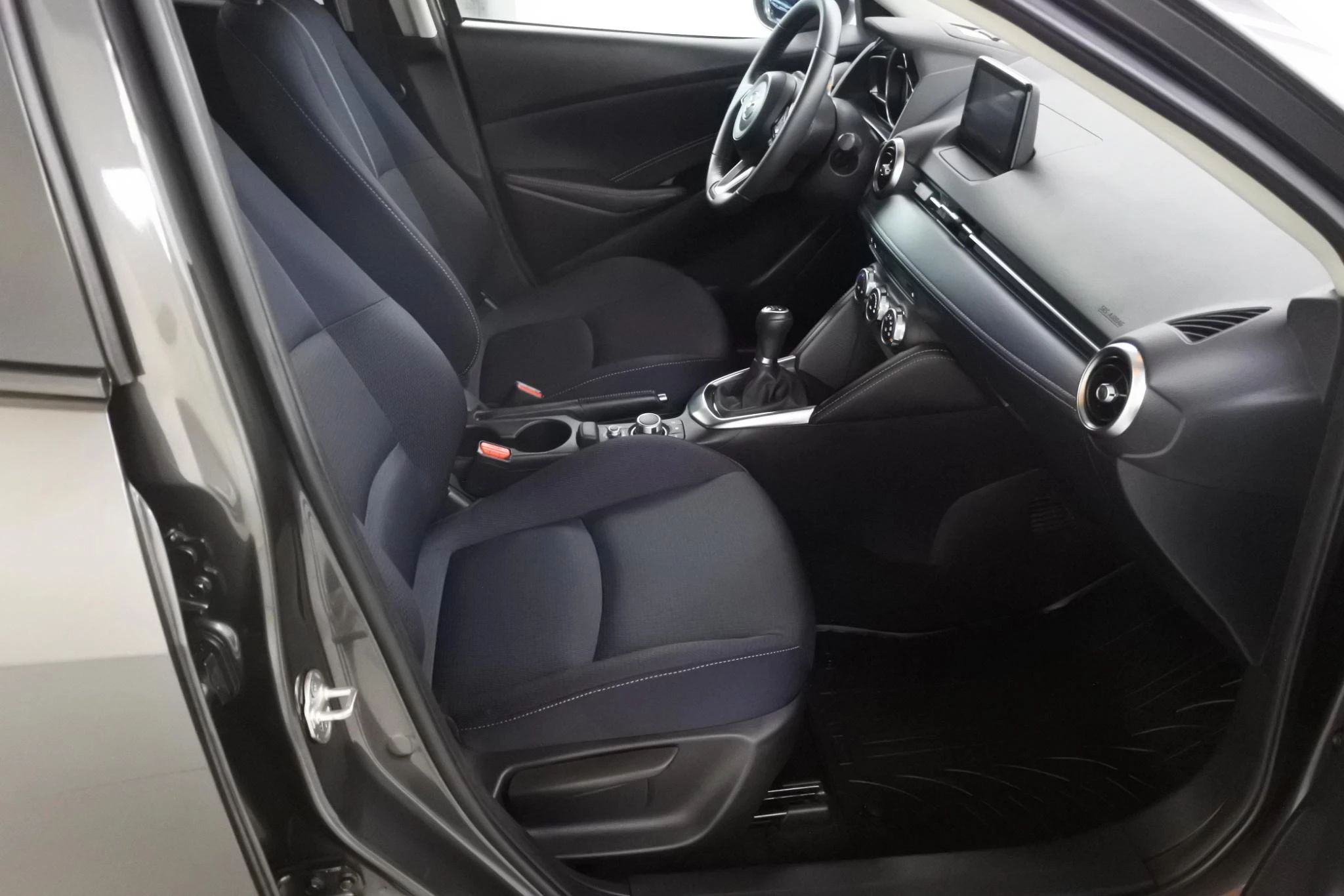 Hoofdafbeelding Mazda 2