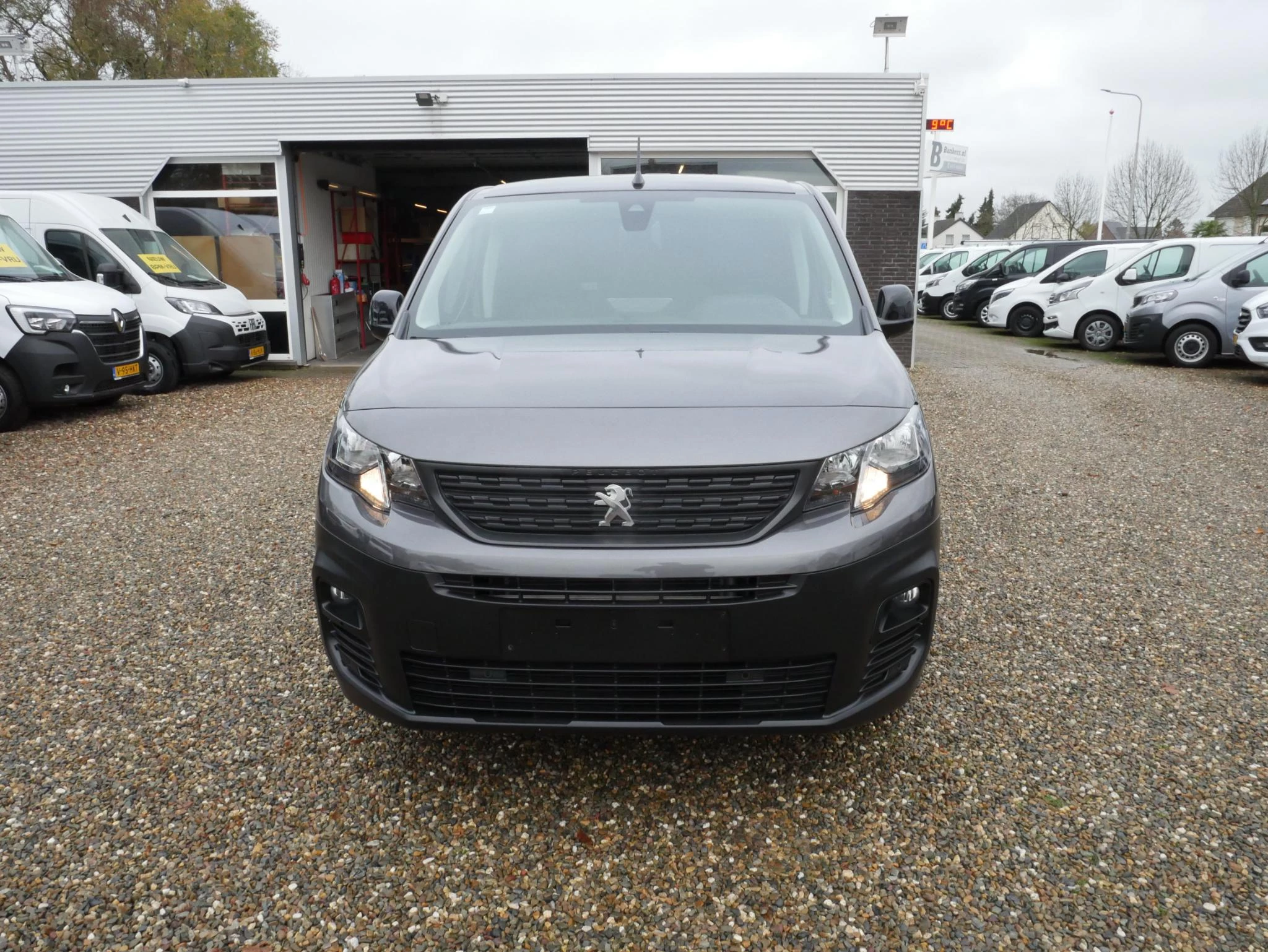 Hoofdafbeelding Peugeot Partner