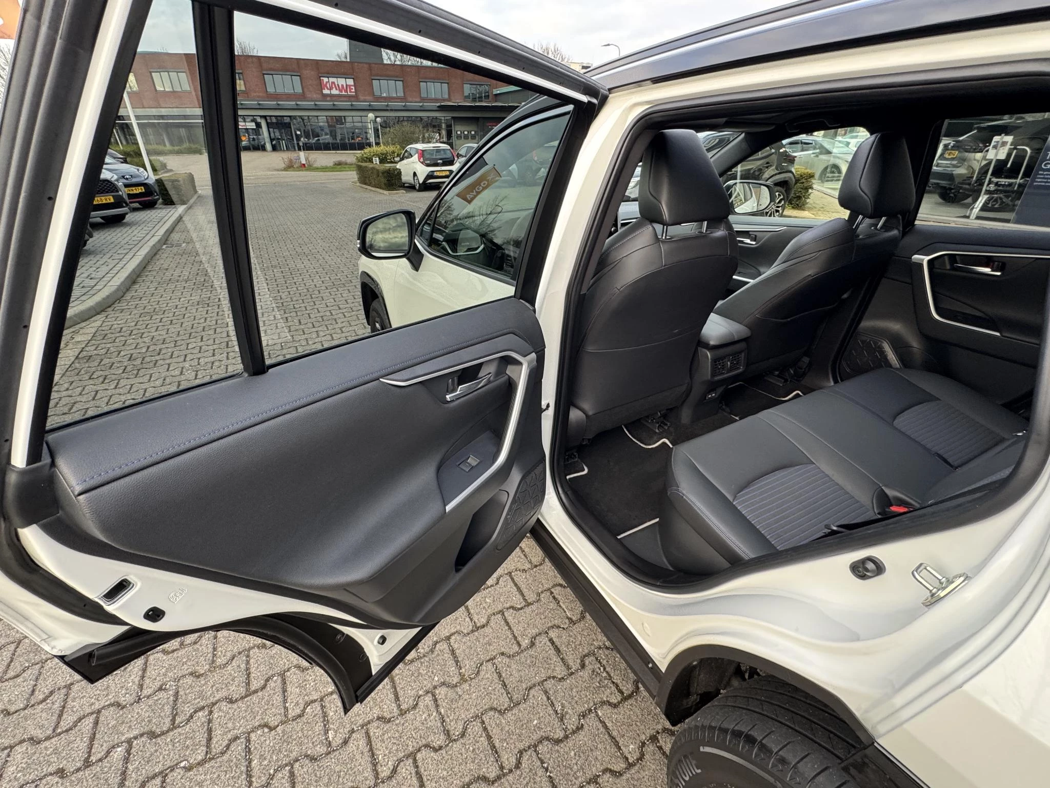 Hoofdafbeelding Toyota RAV4
