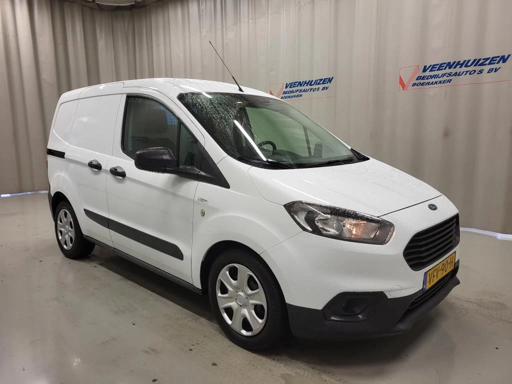 Hoofdafbeelding Ford Transit Courier