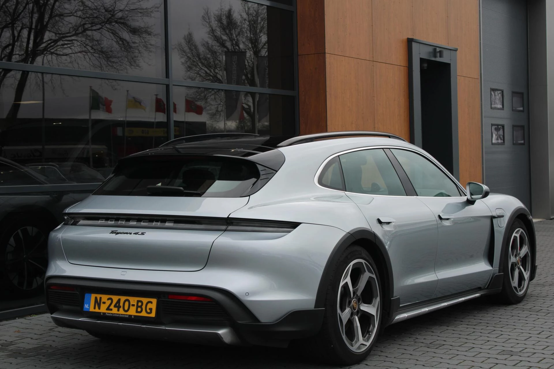 Hoofdafbeelding Porsche Taycan