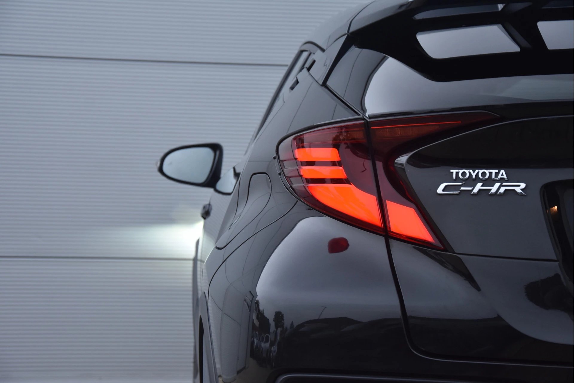 Hoofdafbeelding Toyota C-HR