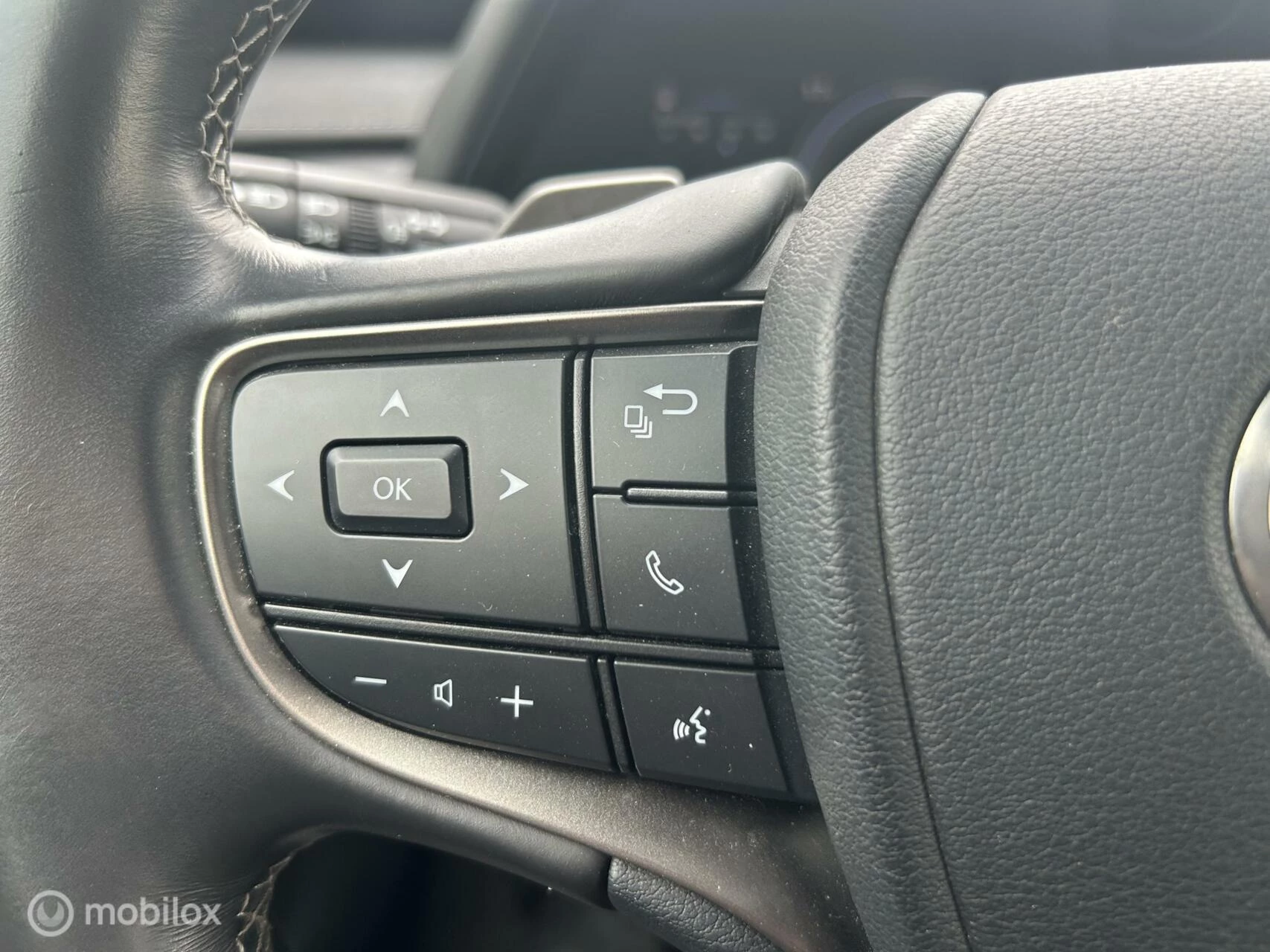 Hoofdafbeelding Lexus UX