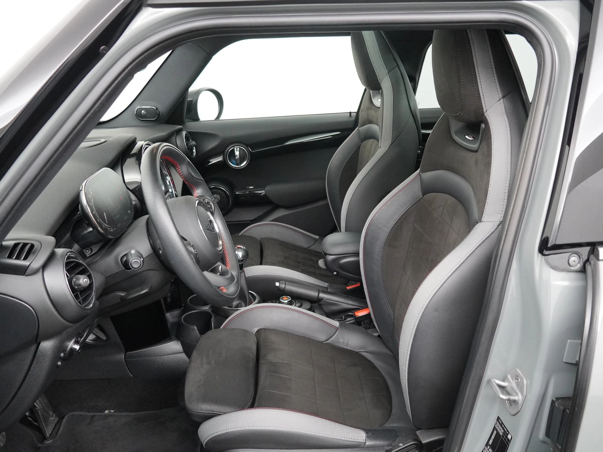 Hoofdafbeelding MINI 5-deurs