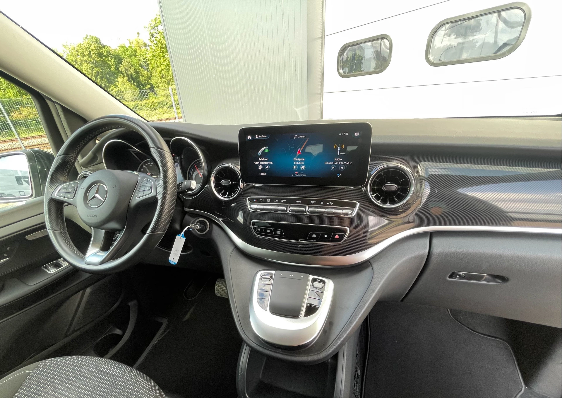 Hoofdafbeelding Mercedes-Benz EQV