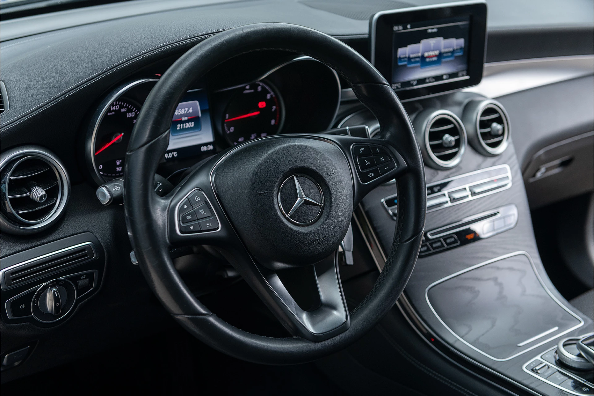 Hoofdafbeelding Mercedes-Benz GLC