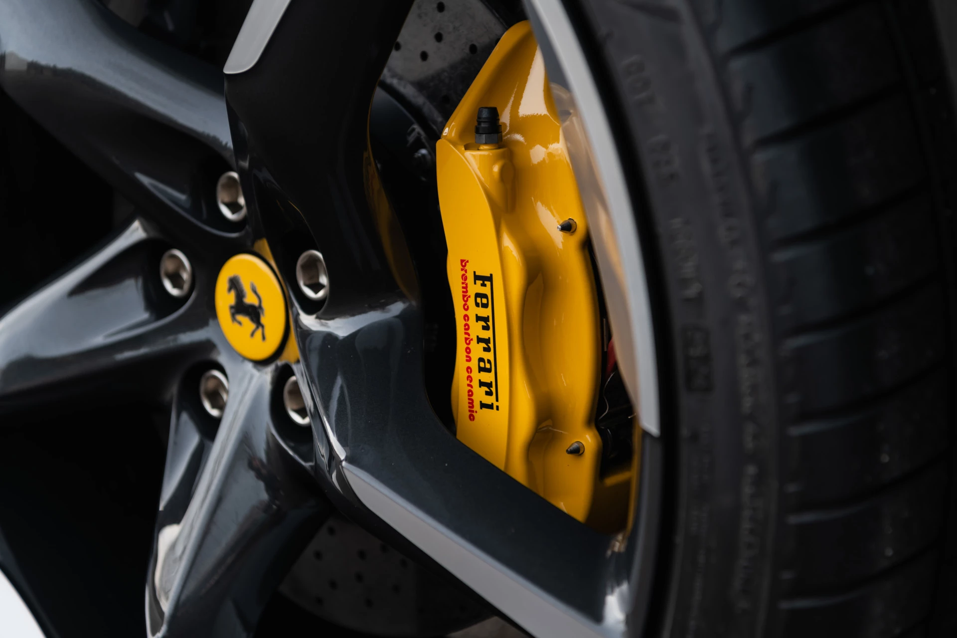 Hoofdafbeelding Ferrari Purosangue