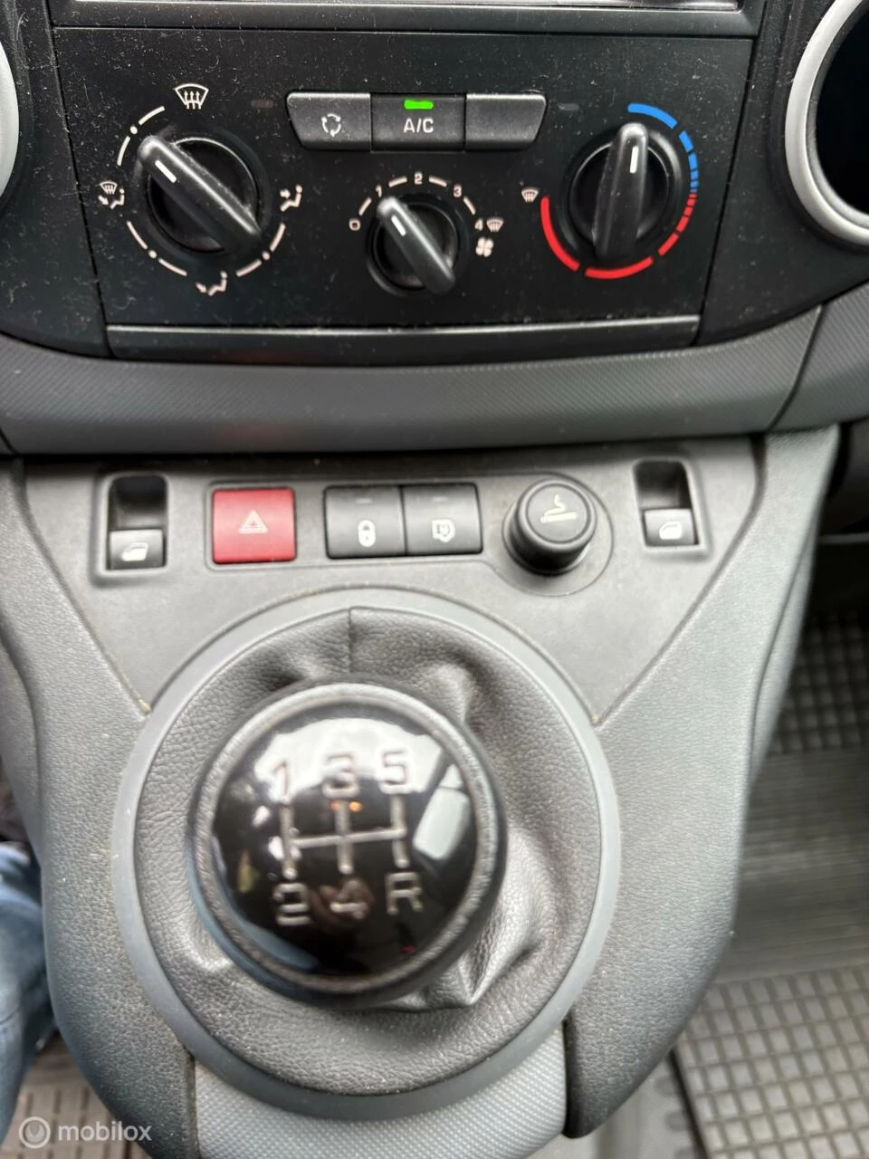 Hoofdafbeelding Peugeot Partner