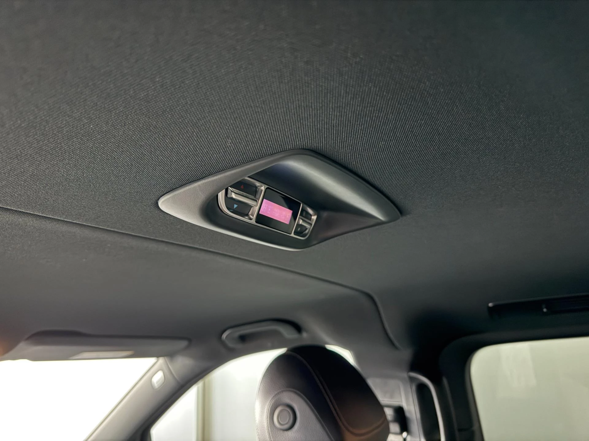 Hoofdafbeelding Mercedes-Benz EQV