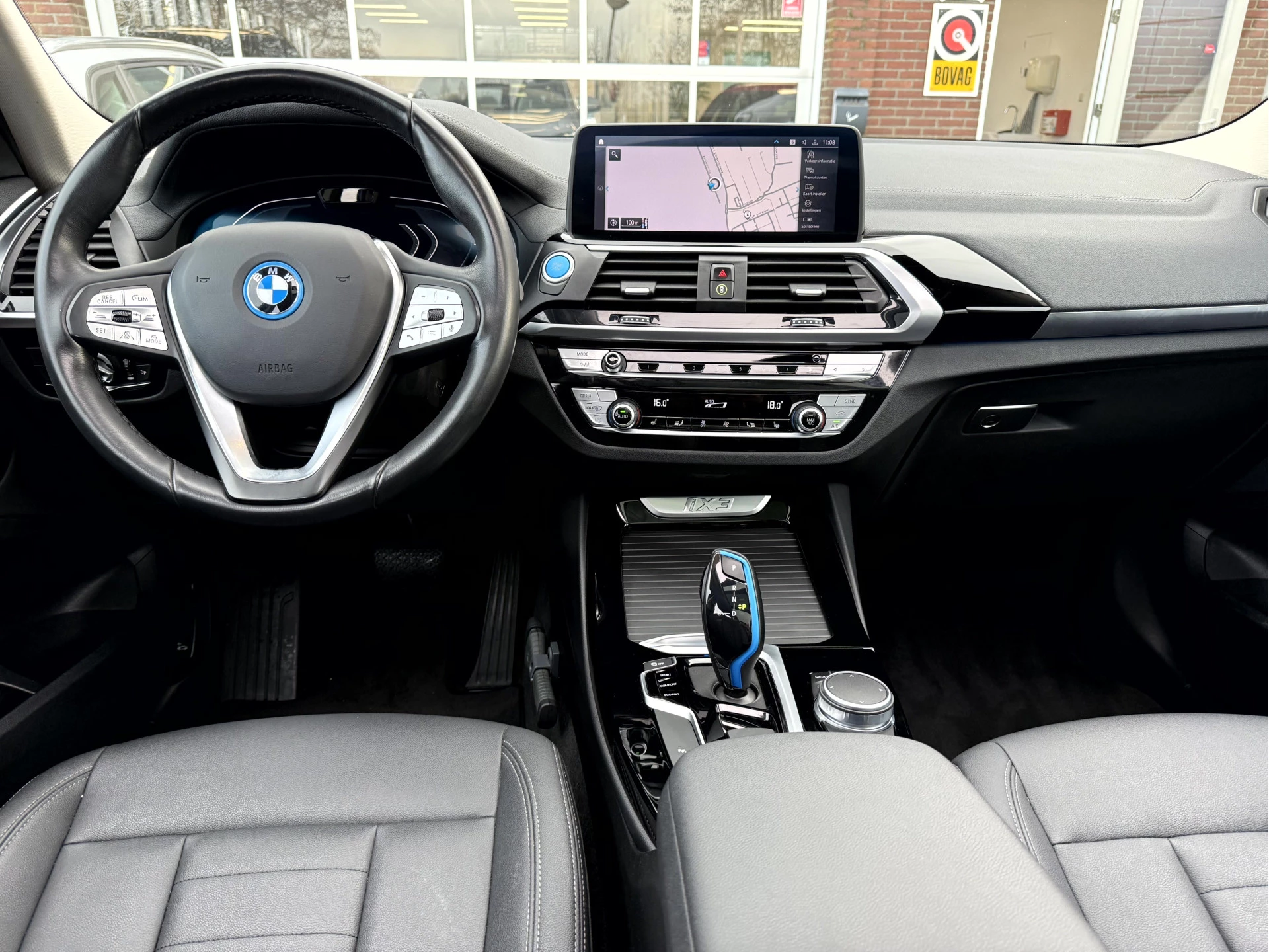 Hoofdafbeelding BMW iX3