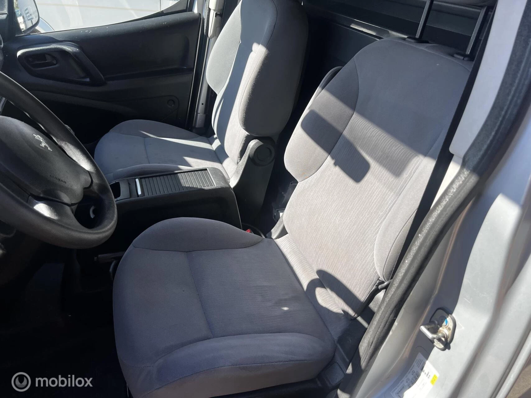 Hoofdafbeelding Peugeot Partner