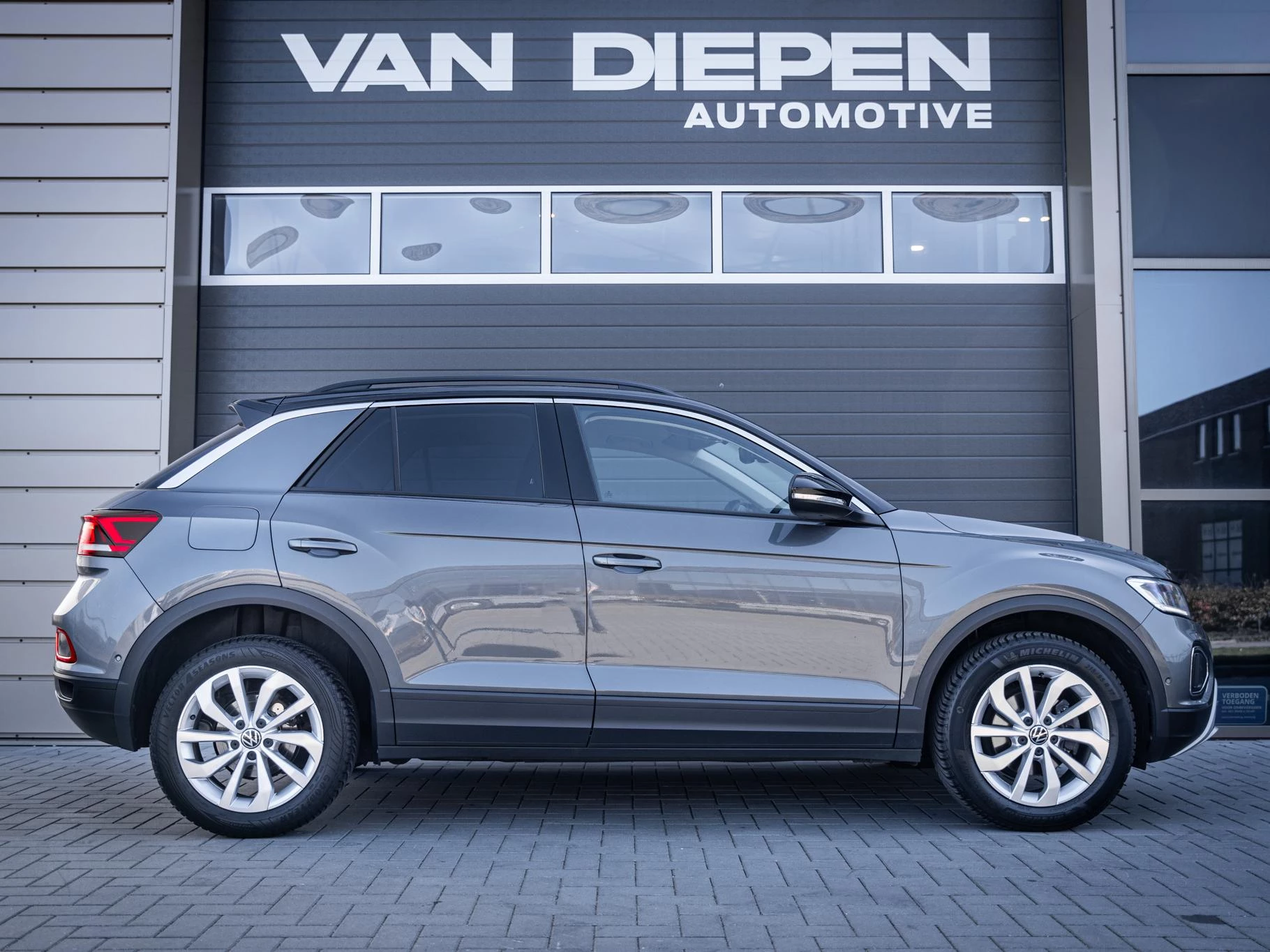 Hoofdafbeelding Volkswagen T-Roc