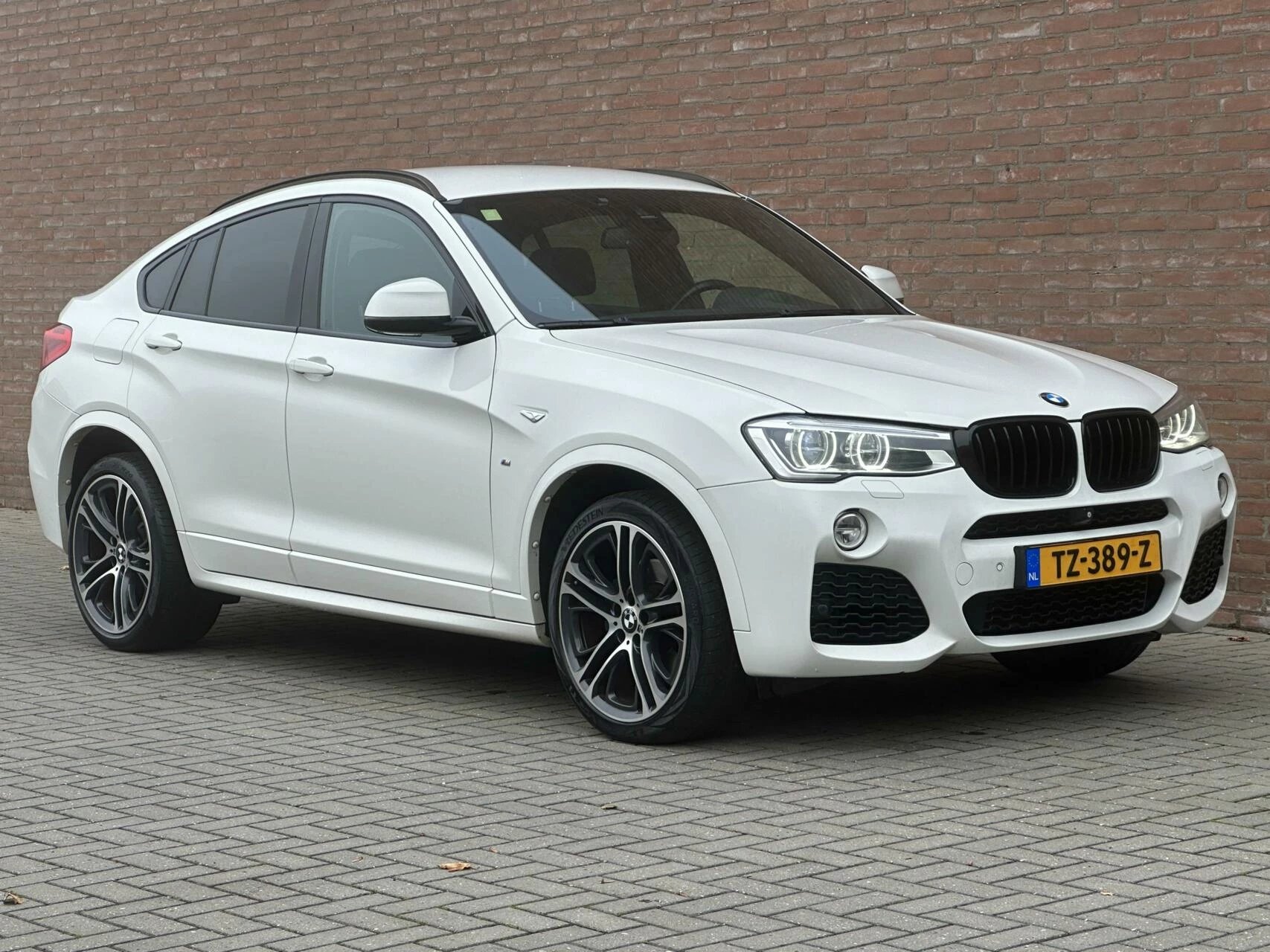 Hoofdafbeelding BMW X4