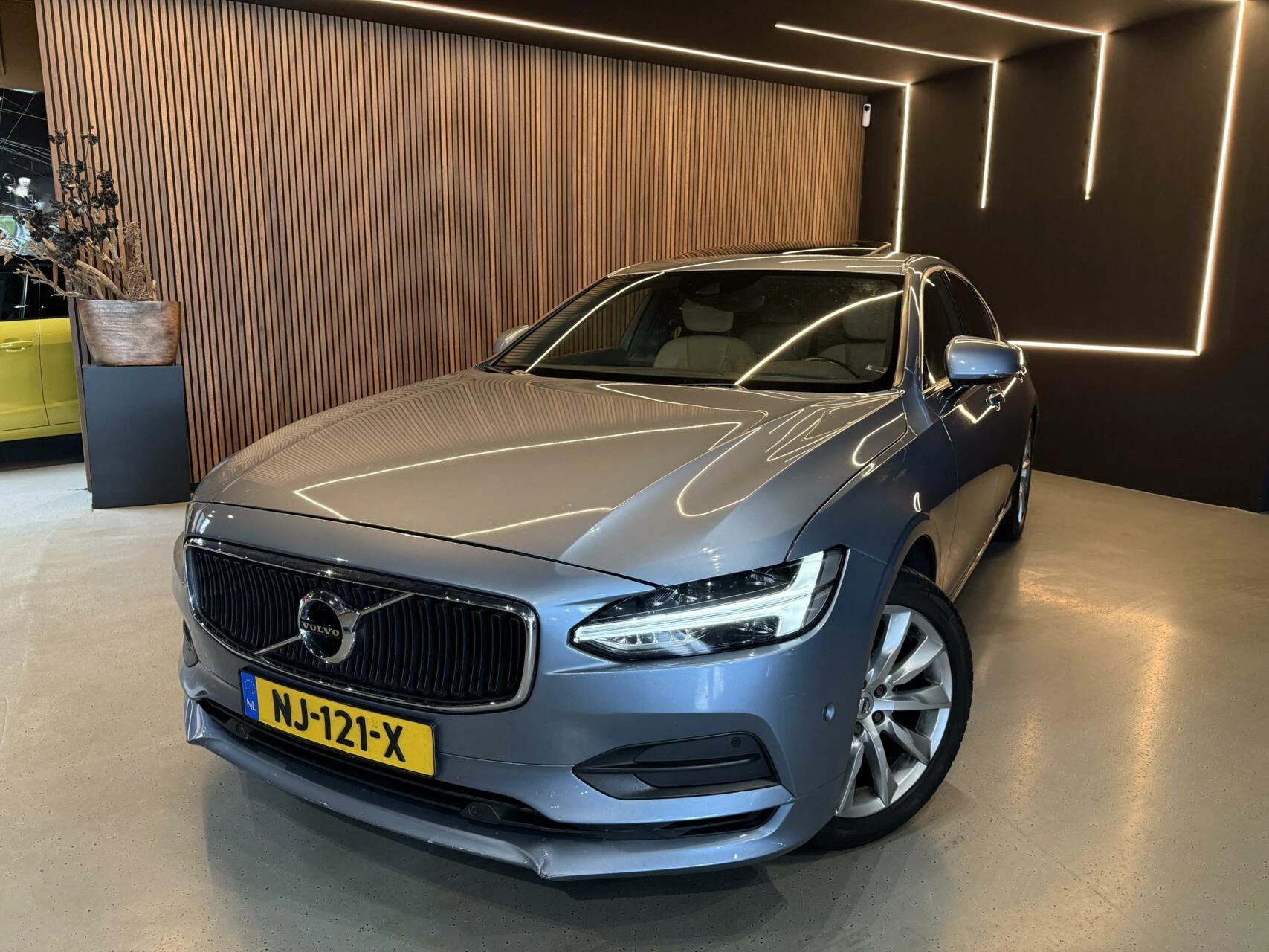 Hoofdafbeelding Volvo S90