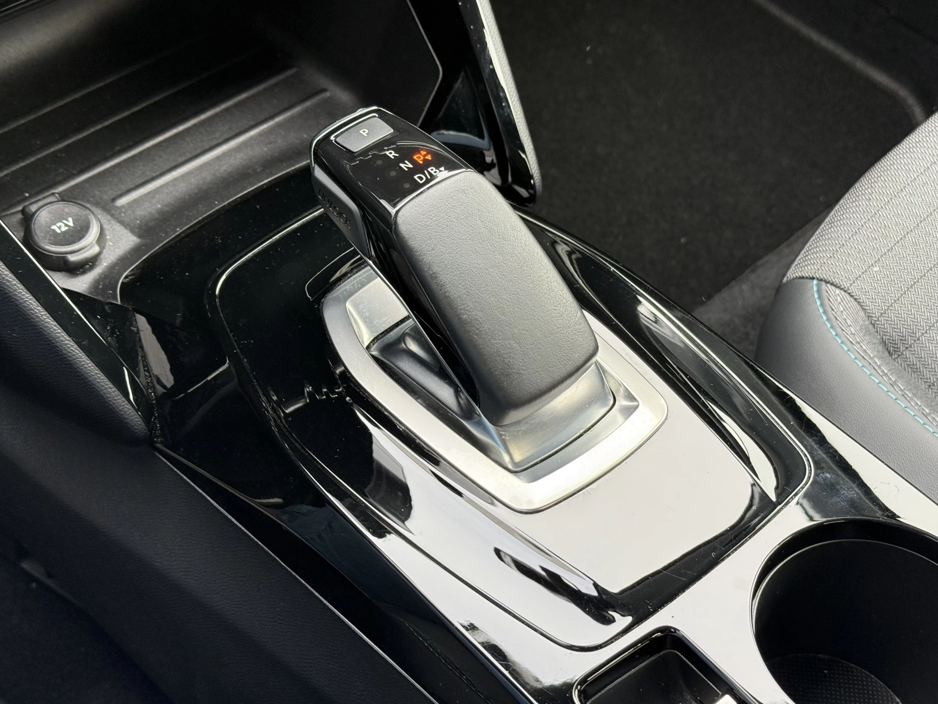 Hoofdafbeelding Peugeot e-208