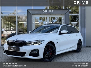 Hoofdafbeelding BMW 3 Serie BMW 3-serie Touring 320e xDrive High Ex M-Sport|SOH92%|Pano|Laser|M-seats|Memory|CoPilot|HiFi|HUD|Trekhaak