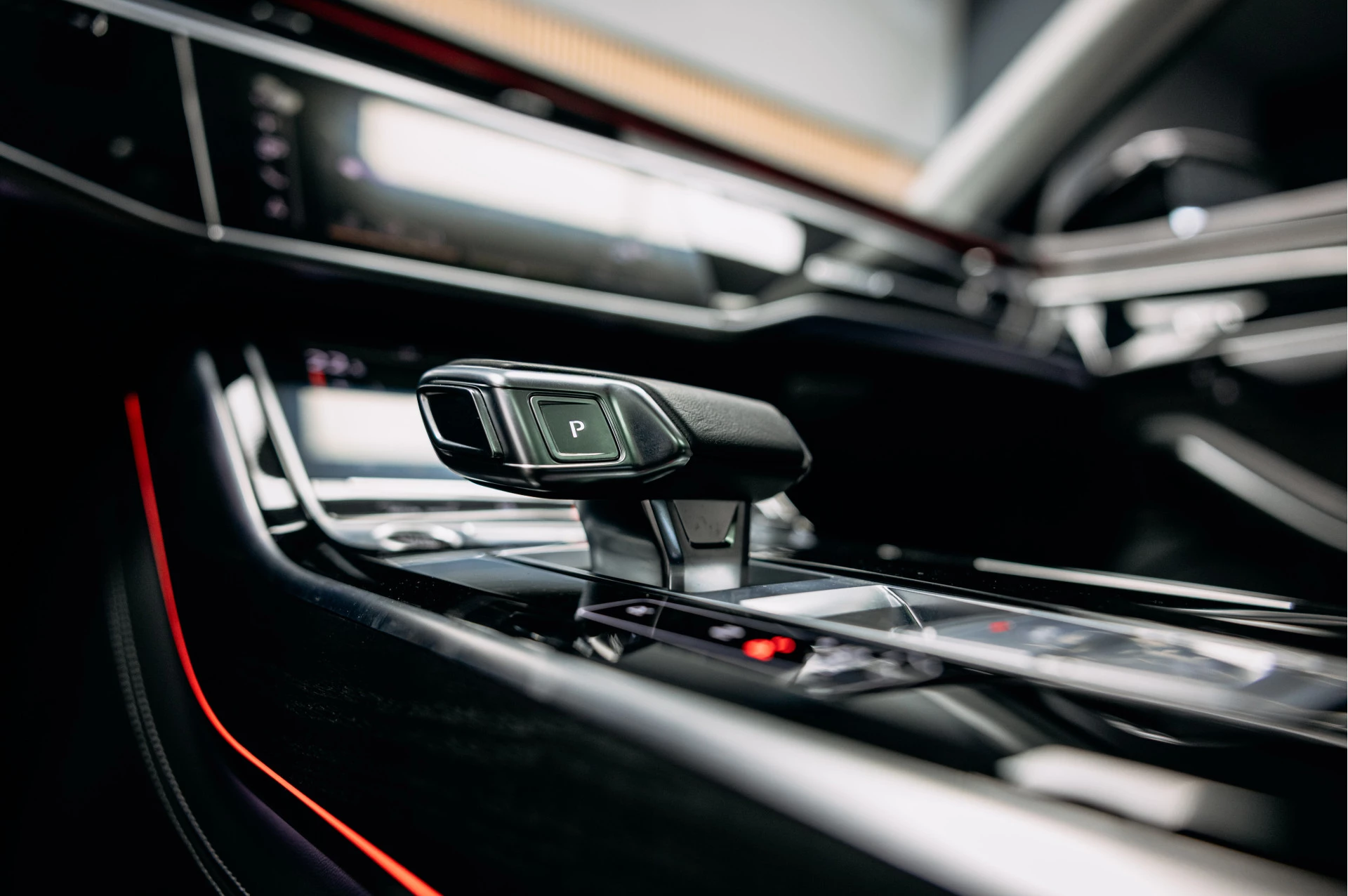 Hoofdafbeelding Audi A8