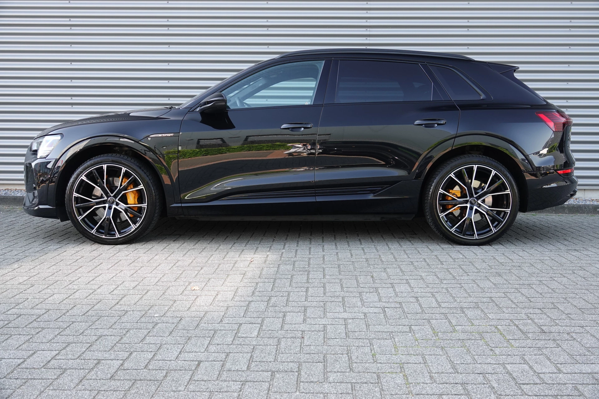 Hoofdafbeelding Audi e-tron