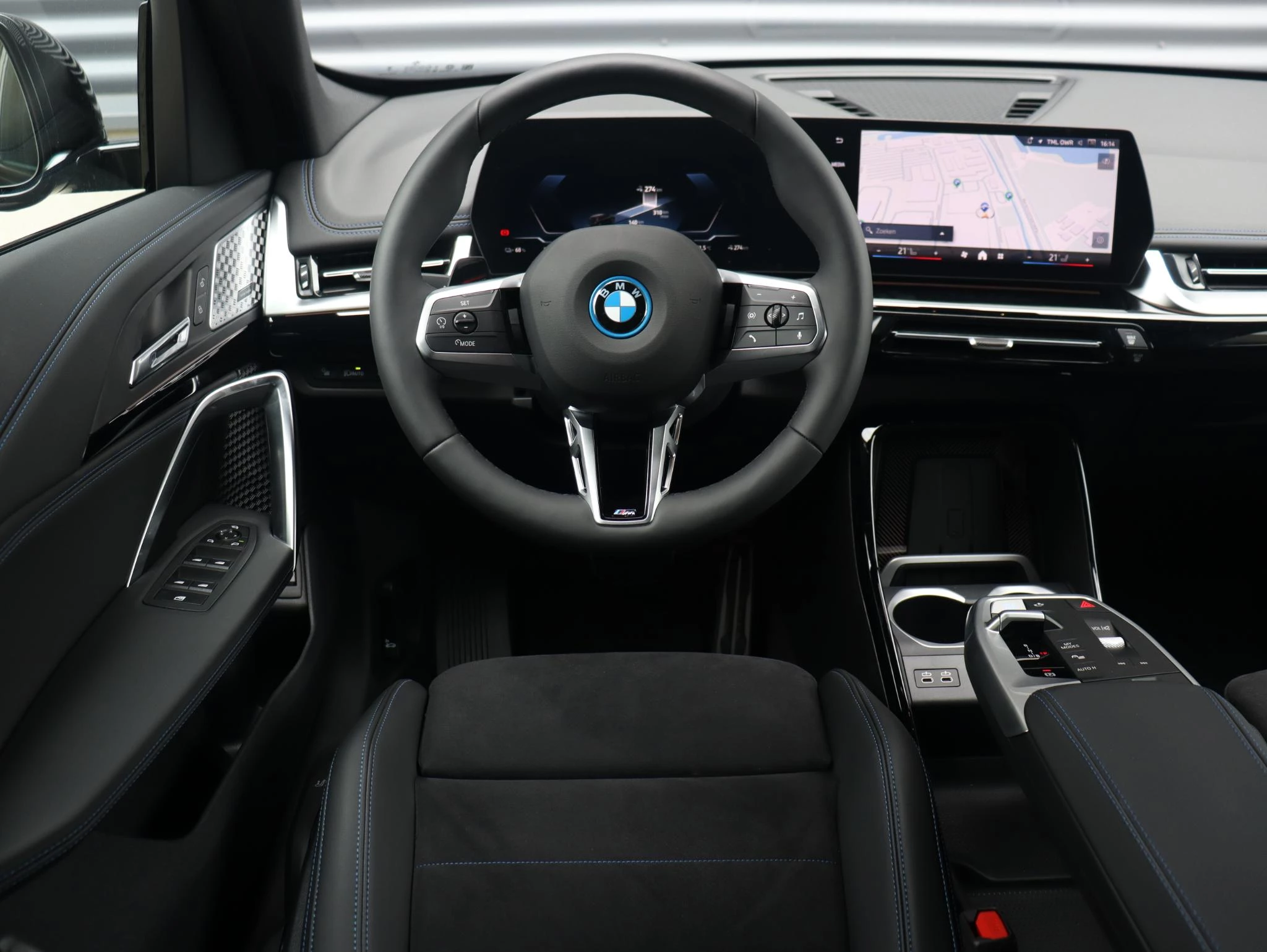 Hoofdafbeelding BMW iX1
