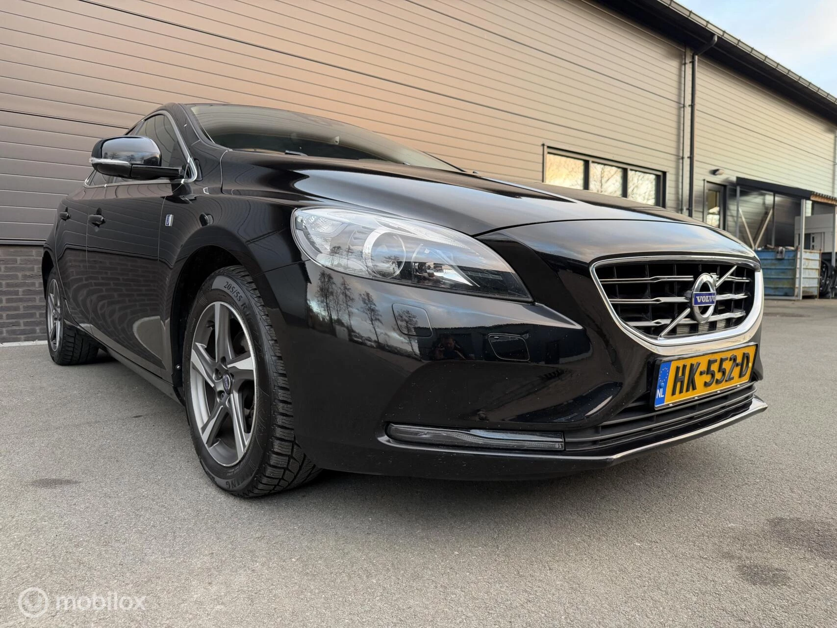 Hoofdafbeelding Volvo V40
