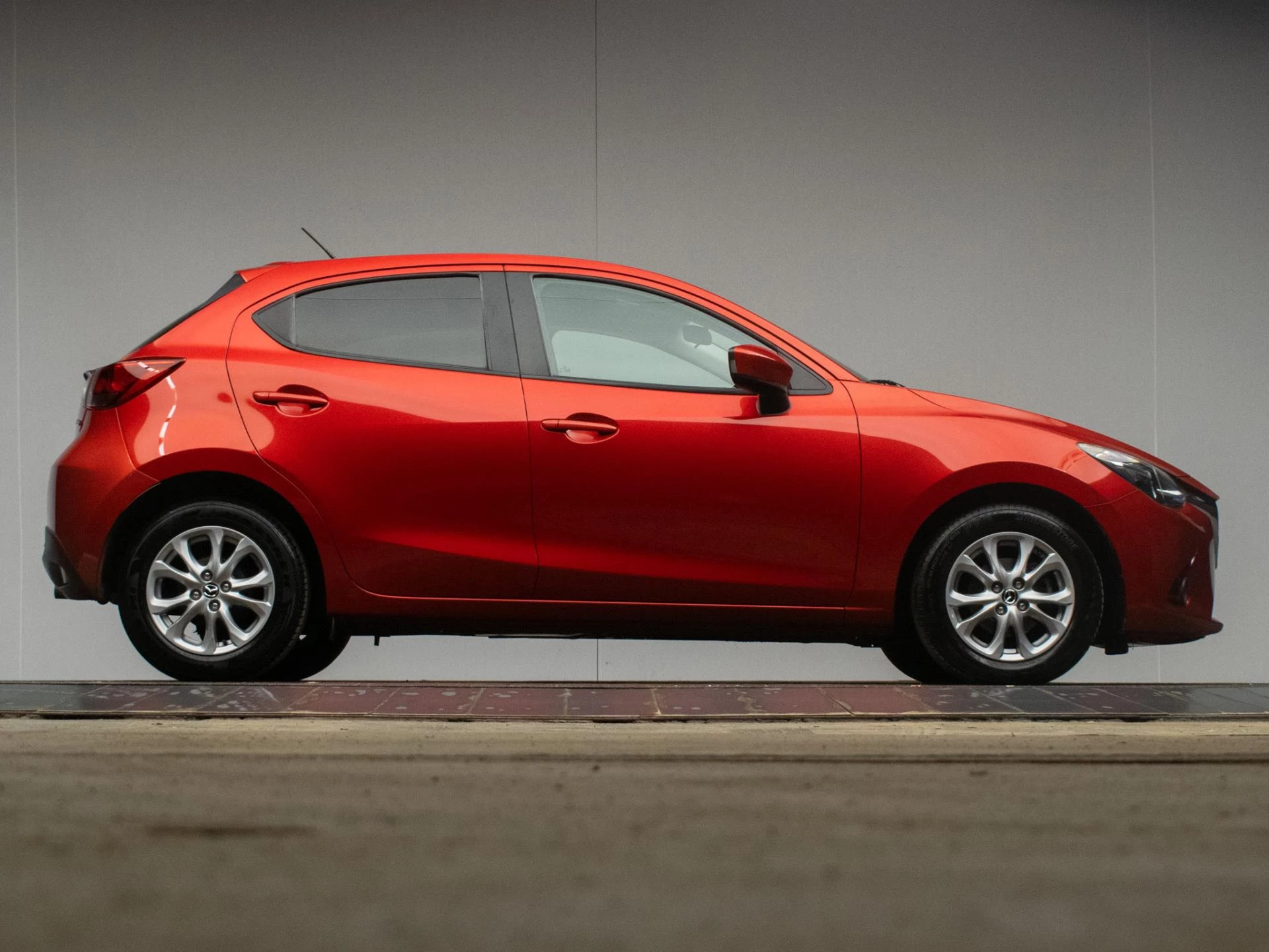 Hoofdafbeelding Mazda 2