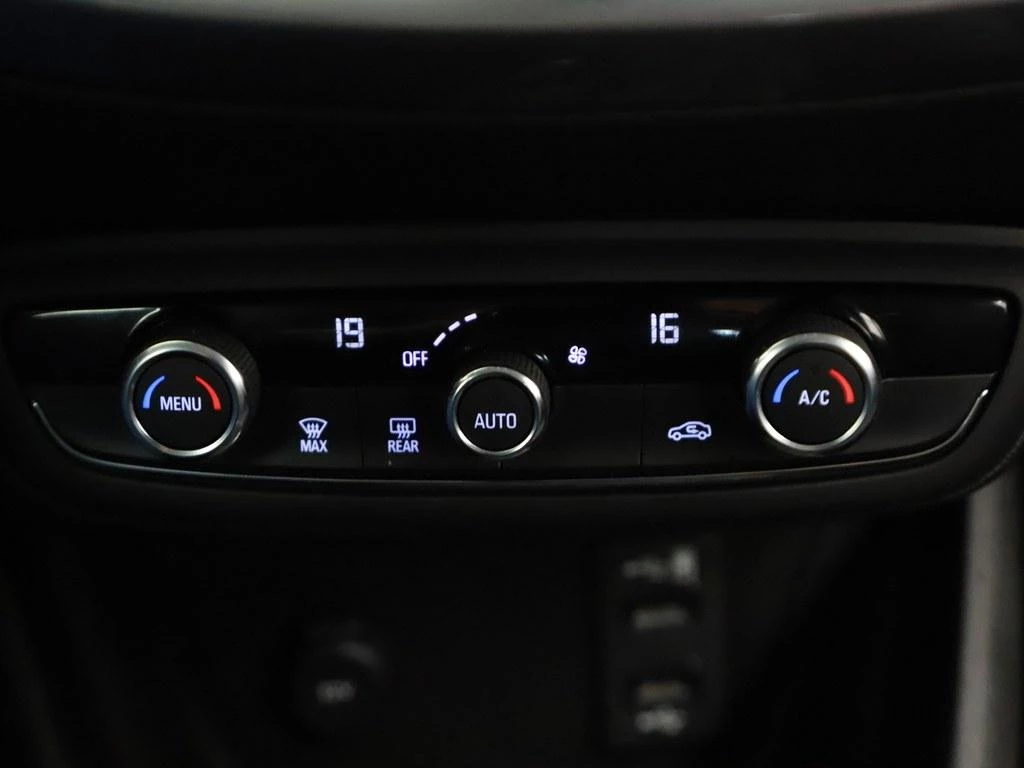 Hoofdafbeelding Opel Crossland X