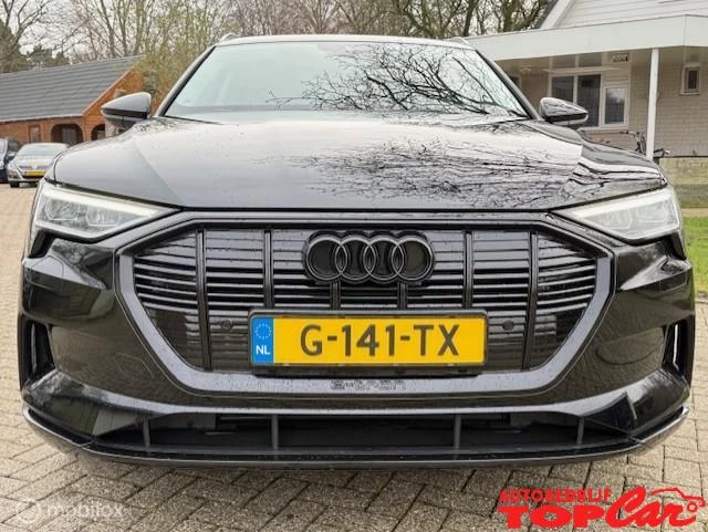 Hoofdafbeelding Audi e-tron