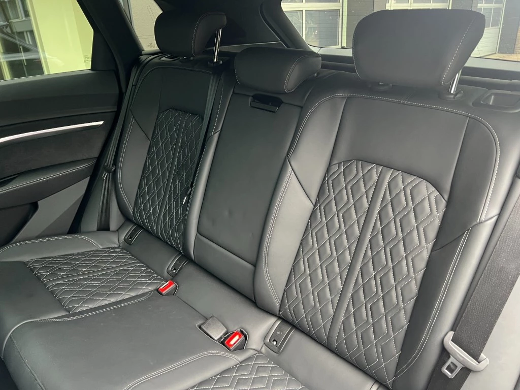 Hoofdafbeelding Audi Q8 e-tron