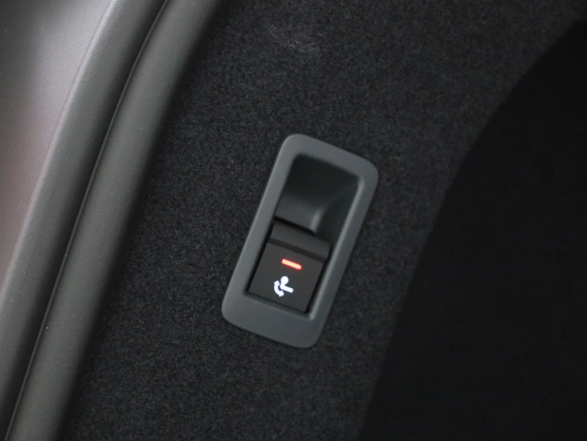 Hoofdafbeelding Audi A6 Avant e-tron