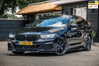 BMW 5-serie Touring 530i M-Sportpakket I Carbonschwarz I Panoramadak I Adaptive Cruise I 360 Camera I Headup I Laserlight