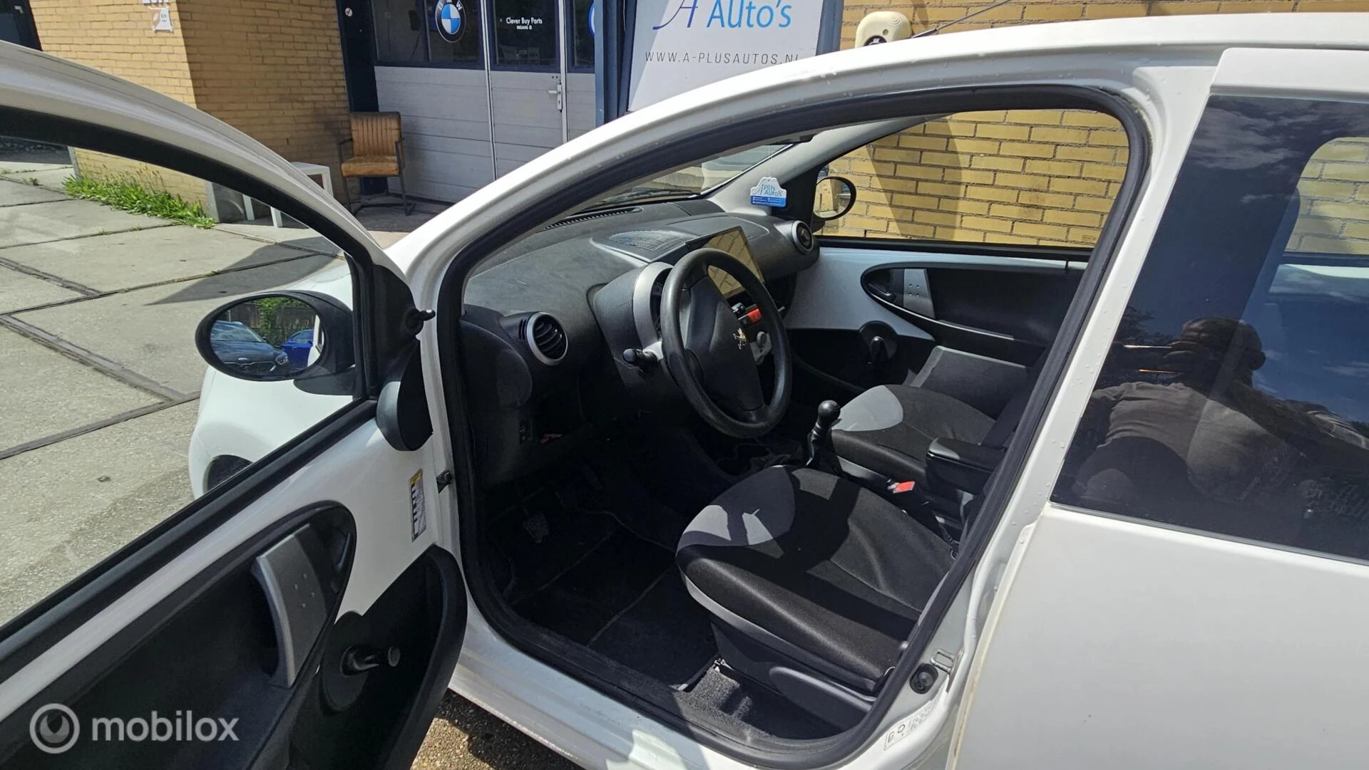 Hoofdafbeelding Peugeot 107