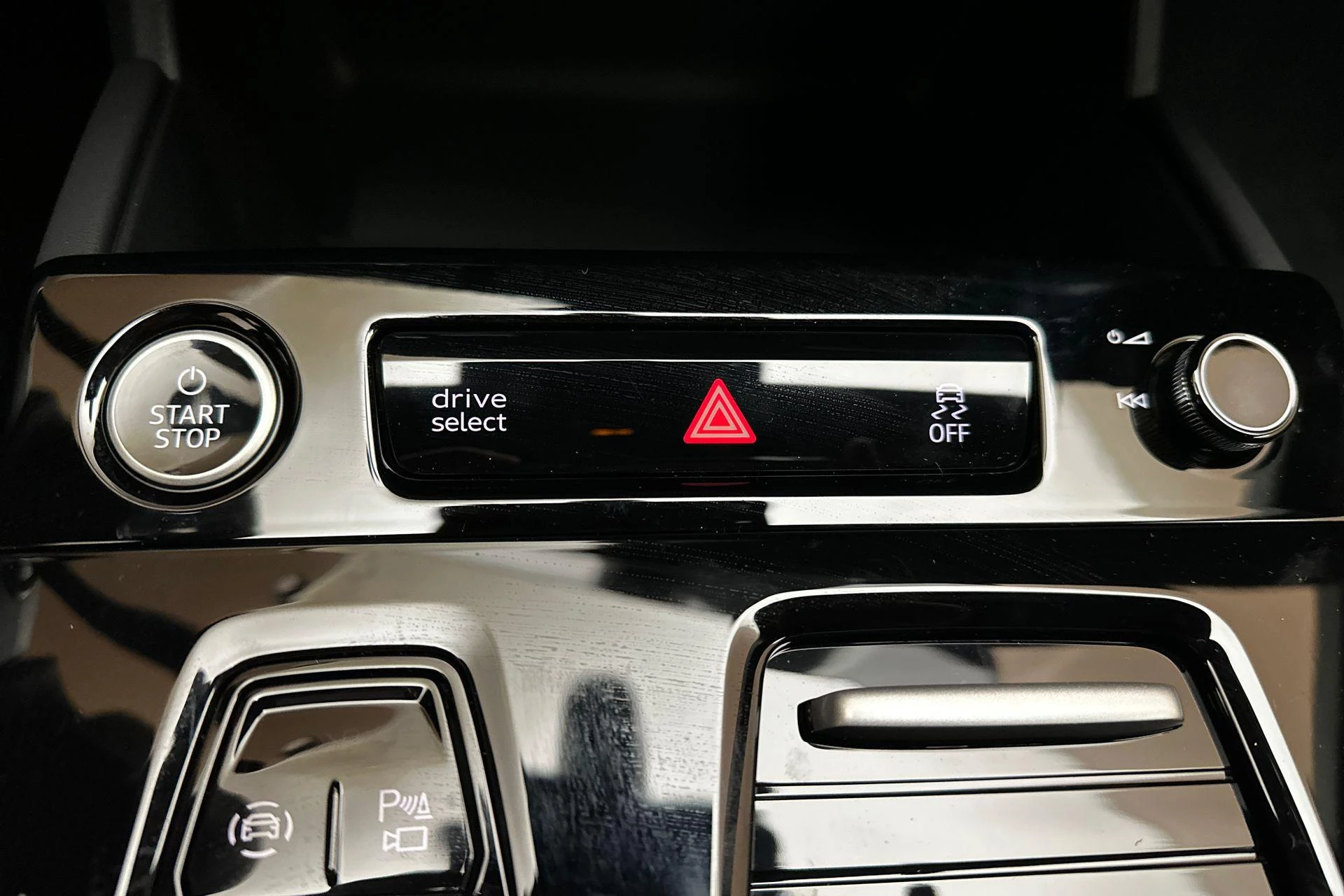 Hoofdafbeelding Audi A6 Avant e-tron