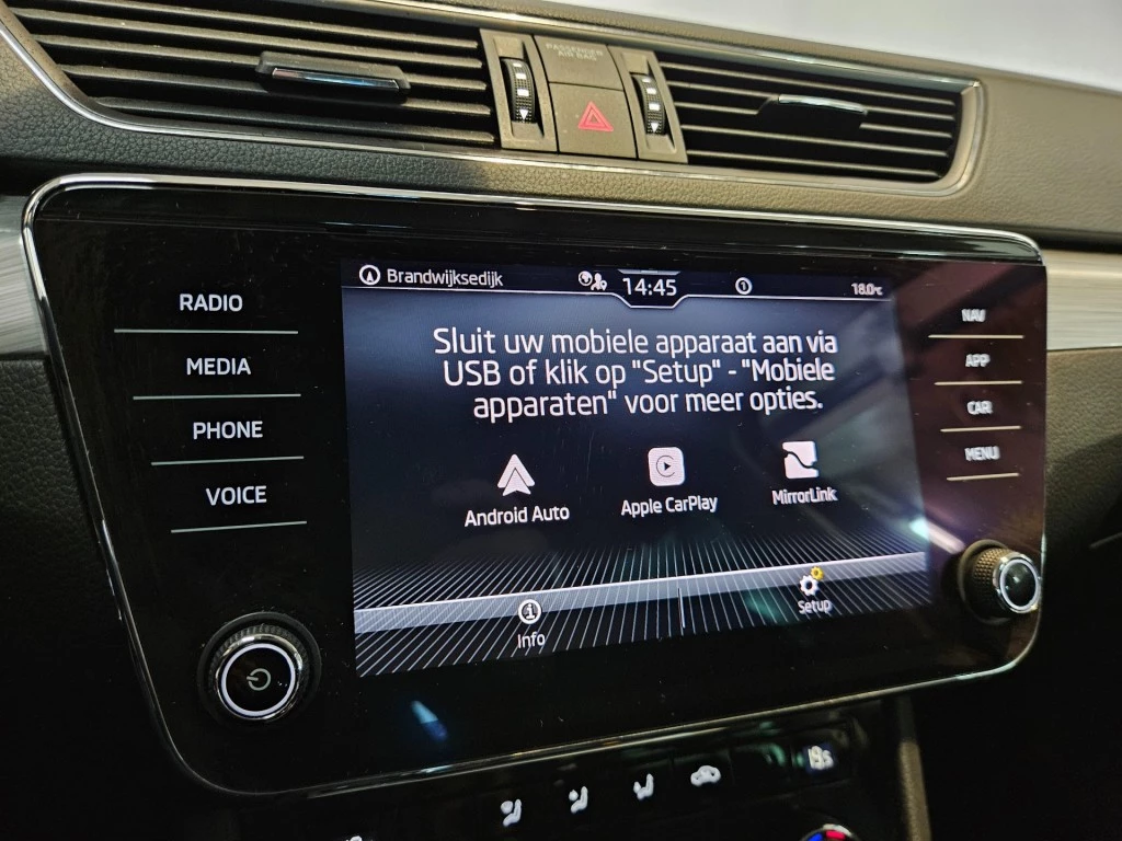 Hoofdafbeelding Škoda Superb