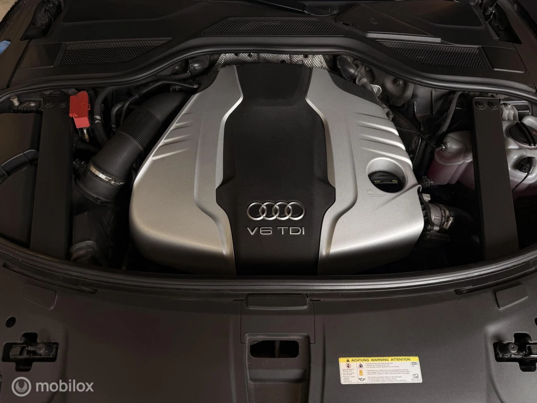 Hoofdafbeelding Audi A8