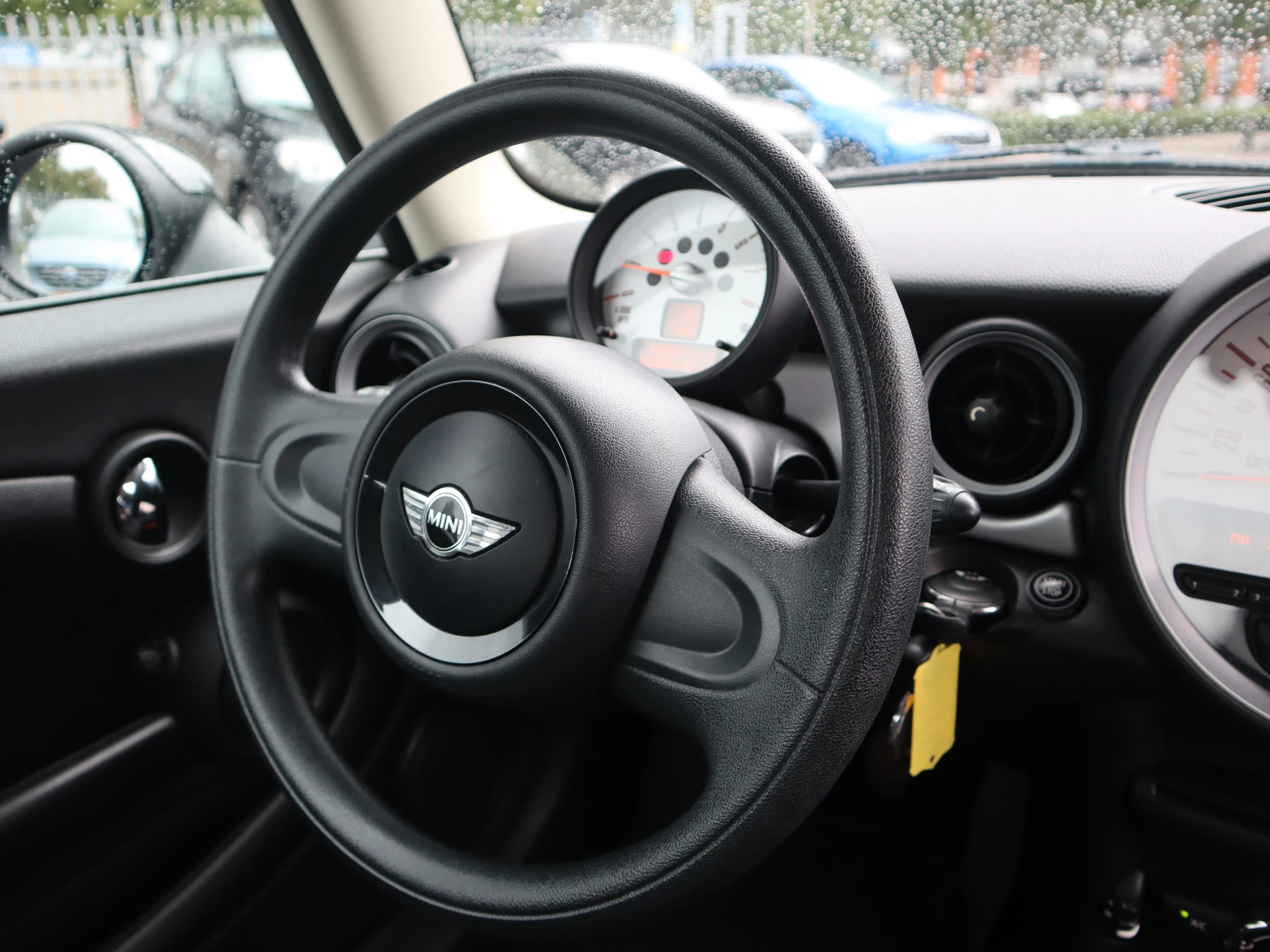 Hoofdafbeelding MINI One