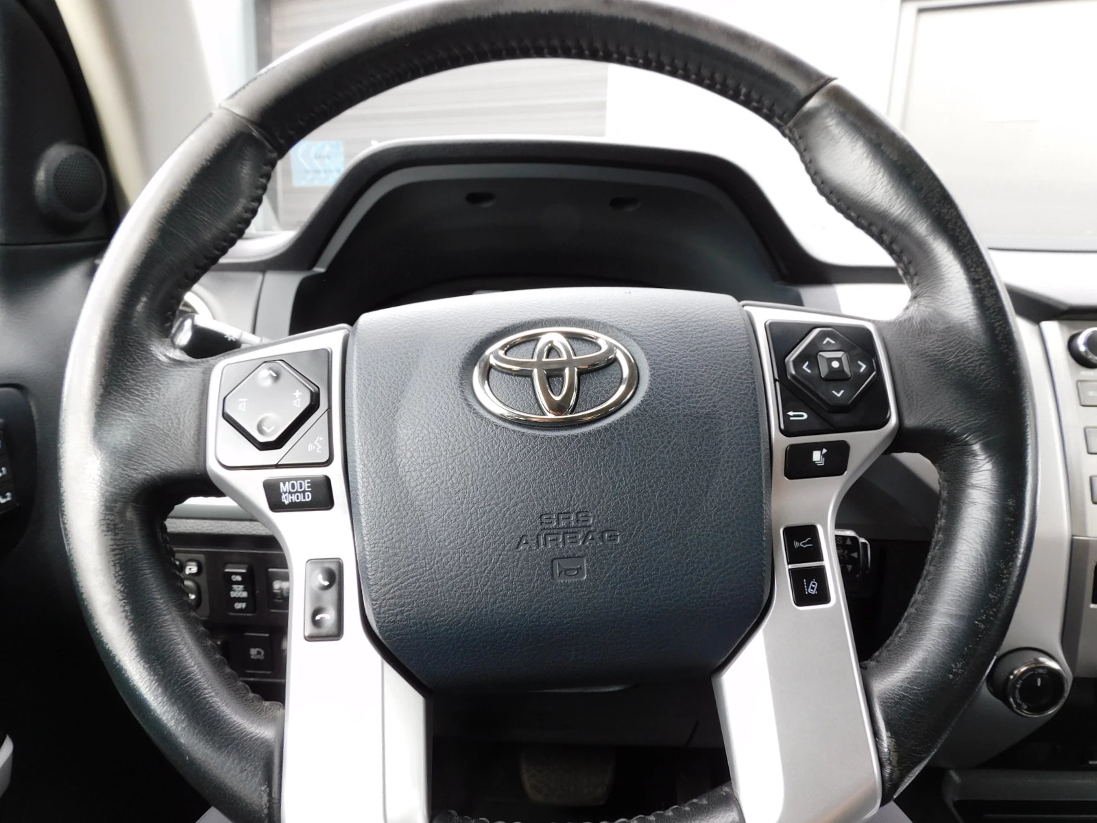 Hoofdafbeelding Toyota Tundra