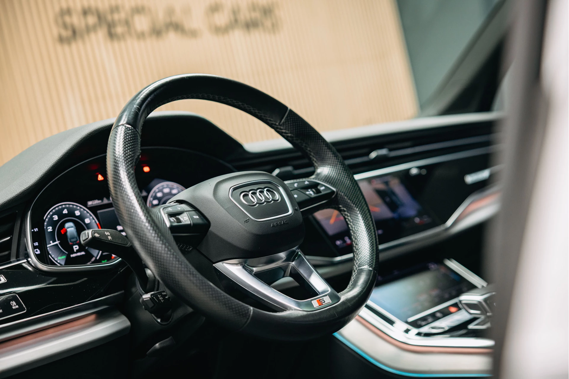 Hoofdafbeelding Audi Q7